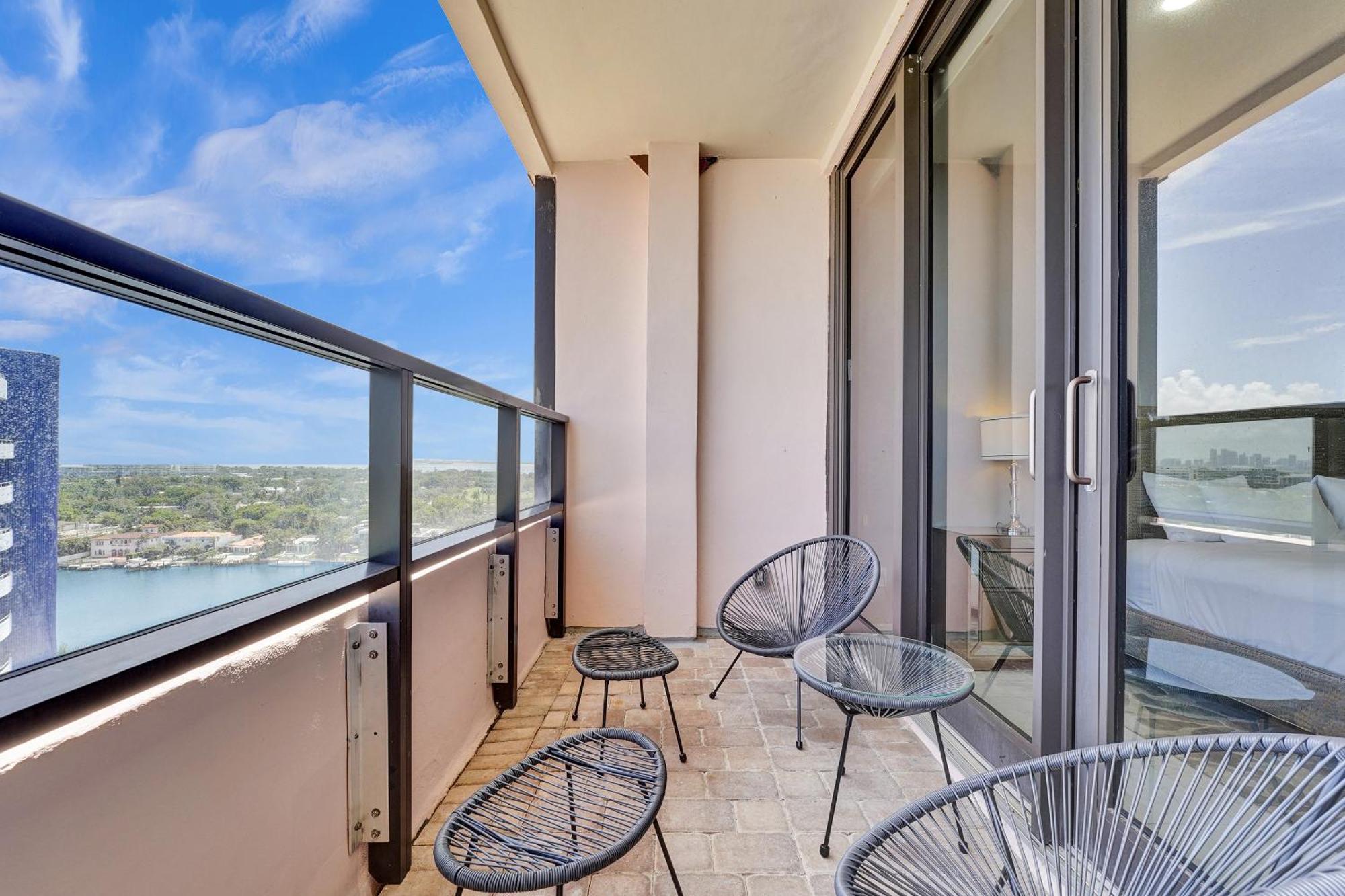 Luxury Penthouse 3br 3ba Oceanfront Ph7 Apartamento